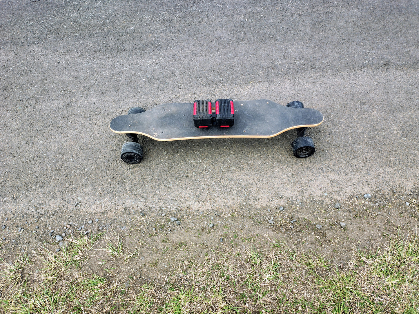 The Ultimate Electric Skateboard: Power Your Ride with Ozito, Ryobi, DeWalt, Makita, Milwaukee Batteries! pre-order