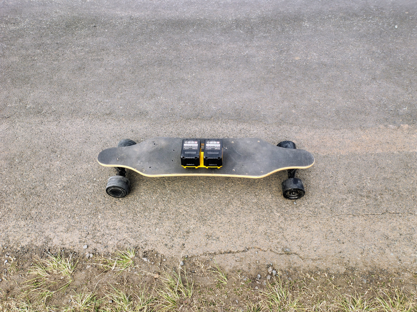 The Ultimate Electric Skateboard: Power Your Ride with Ozito, Ryobi, DeWalt, Makita, Milwaukee Batteries! pre-order