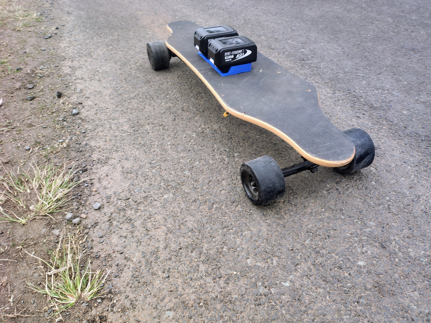 The Ultimate Electric Skateboard: Power Your Ride with Ozito, Ryobi, DeWalt, Makita, Milwaukee Batteries! pre-order