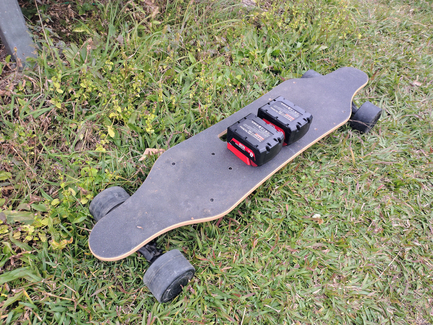 The Ultimate Electric Skateboard: Power Your Ride with Ozito, Ryobi, DeWalt, Makita, Milwaukee Batteries! pre-order
