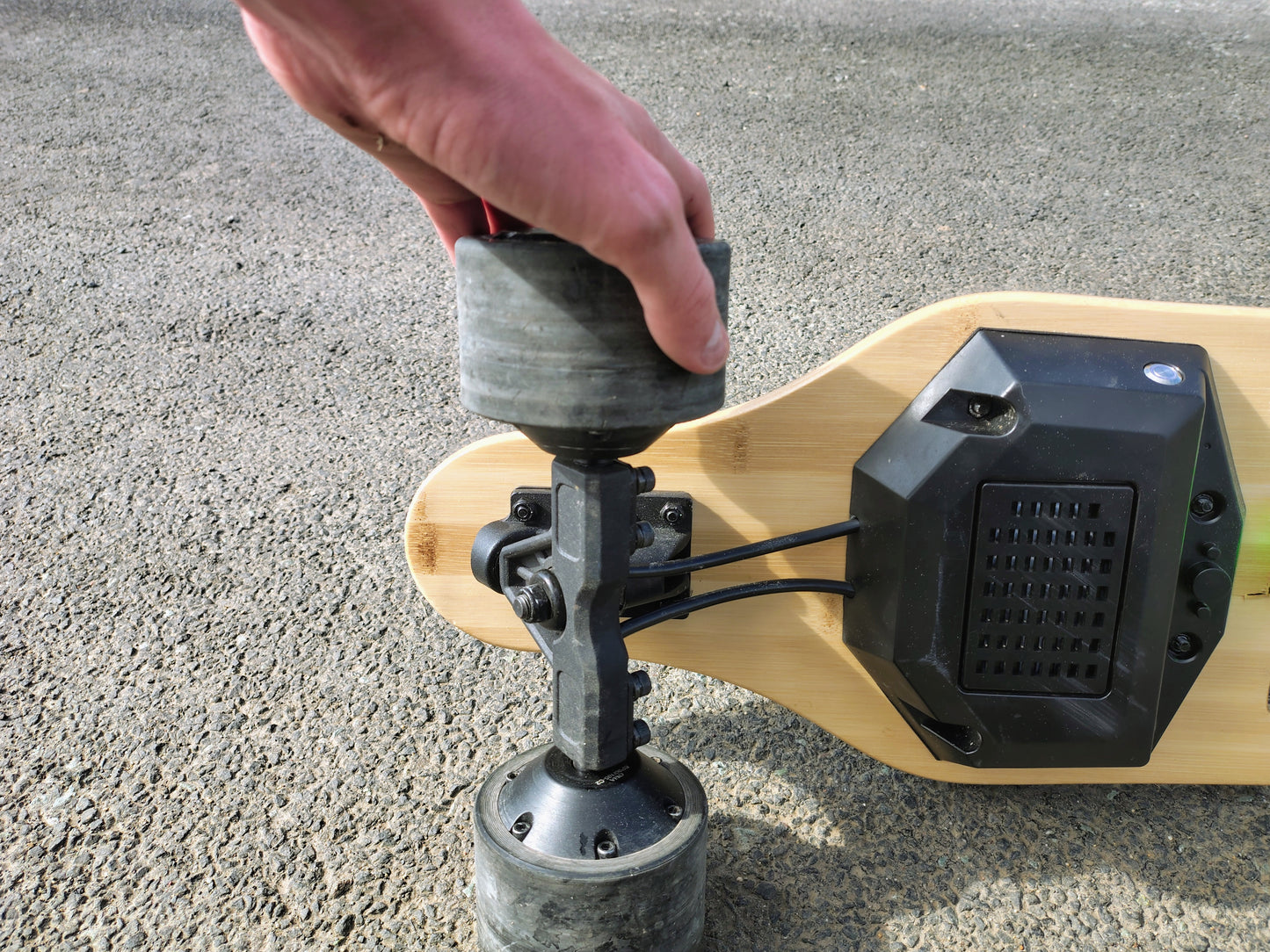 The Ultimate Electric Skateboard: Power Your Ride with Ozito, Ryobi, DeWalt, Makita, Milwaukee Batteries! pre-order